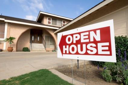 TIPS FOR A SUCCESSFUL OPEN HOUSE